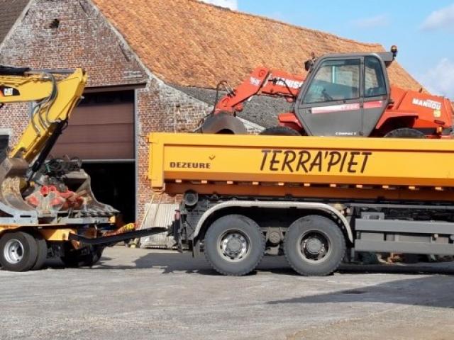 Retrouvez prochainement les dernières réalisations de votre entreprise de terrassement